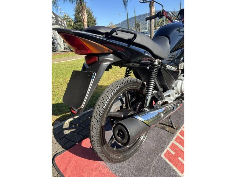 HONDA - CG 150 - 2011/2011 - Preta - R$ 11.900,00
