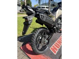 HONDA - SAHARA 300 ADVENTURE - 2025/2025 - Bege - R$ 38.690,00