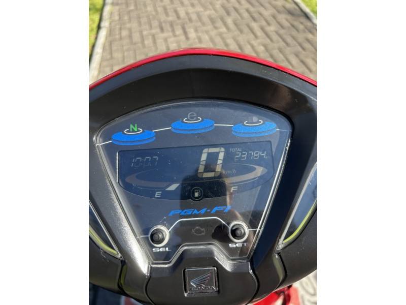 HONDA - BIZ 125 - 2021/2021 - Vermelha - R$ 15.800,00