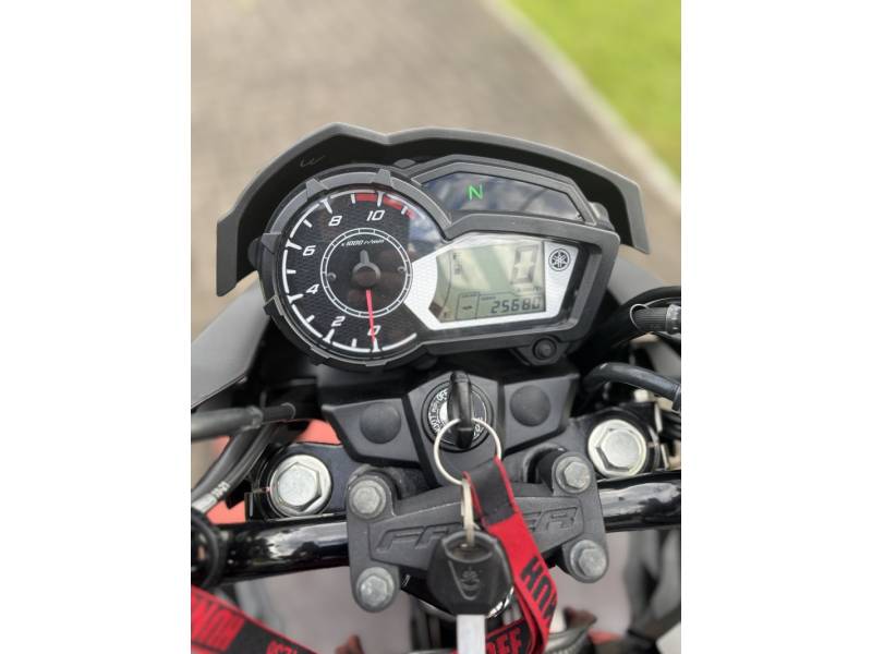 YAMAHA - FAZER - 2022/2022 - Preta - R$ 17.500,00