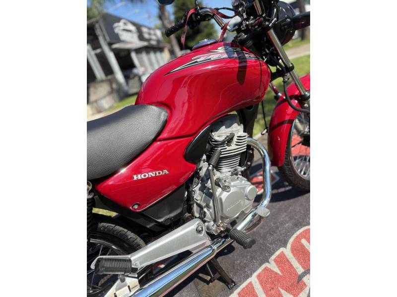 HONDA - CG 125 - 2003/2004 - Vermelha - R$ 8.500,00