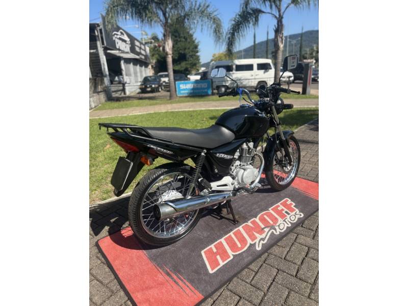 HONDA - CG 150 - 2005/2006 - Preta - R$ 10.900,00
