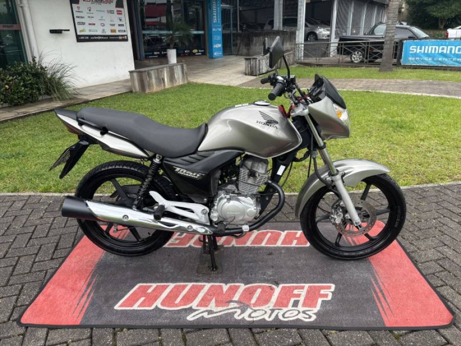 HONDA - CG 150 - 2010/2010 - Cinza - R$ 11.900,00