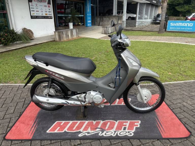 HONDA - BIZ 125 - 2008/2008 - Cinza - R$ 7.900,00