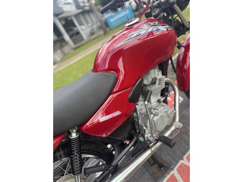 HONDA - CG 125 - 2003/2003 - Vermelha - R$ 7.500,00