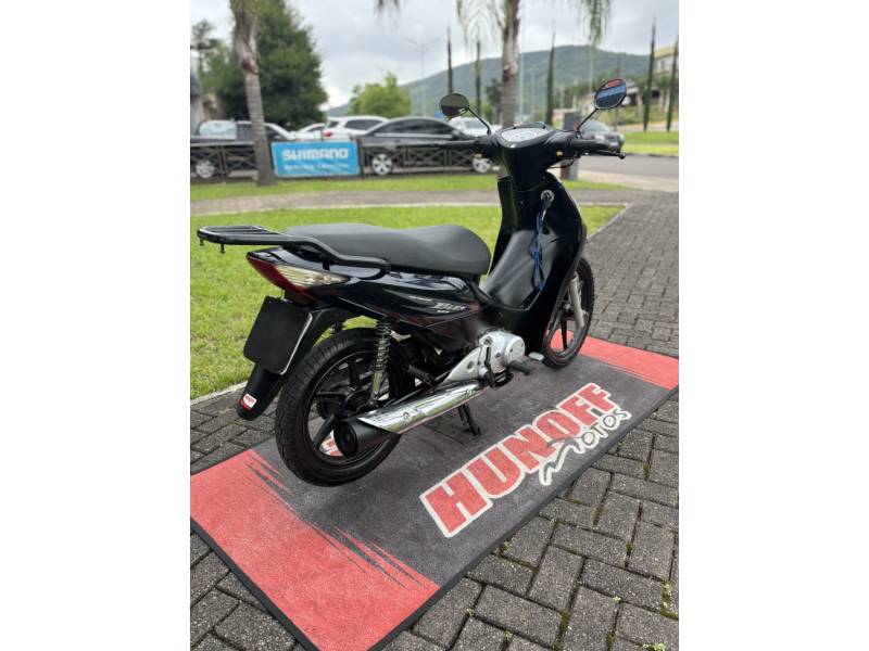 HONDA - BIZ 125 - 2010/2010 - Azul - R$ 10.500,00