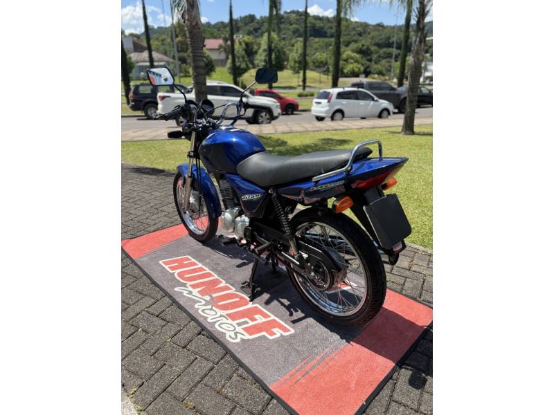 HONDA - CG 150 - 2005/2006 - Azul - R$ 9.900,00
