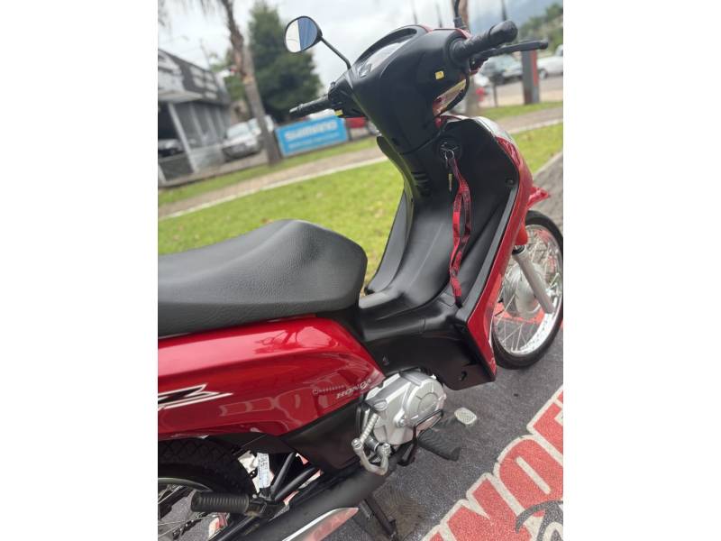 HONDA - BIZ 110I - 2016/2017 - Vermelha - R$ 10.900,00