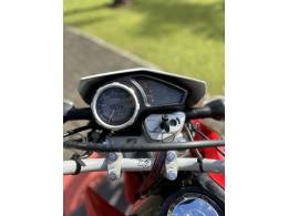 HONDA - NXR 150 - 2014/2014 - Vermelha - R$ 14.500,00