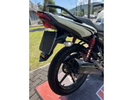 YAMAHA - FAZER - 2015/2015 - Branca - R$ 13.900,00