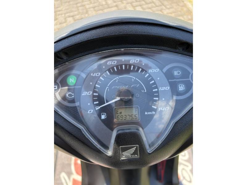 HONDA - BIZ 125 - 2013/2014 - Preta - R$ 12.900,00