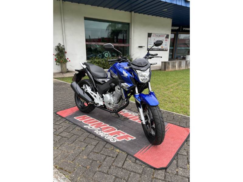 HONDA - CB 250F TWISTER - 2021/2021 - Azul - R$ 21.900,00