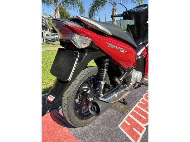 HONDA - BIZ 125 - 2021/2021 - Vermelha - R$ 15.800,00