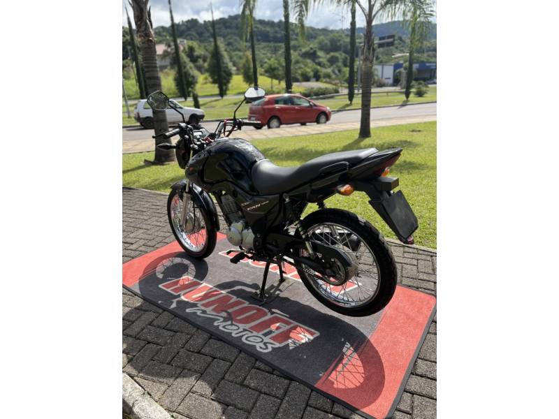 HONDA - CG 125 - 2014/2014 - Preta - R$ 10.500,00