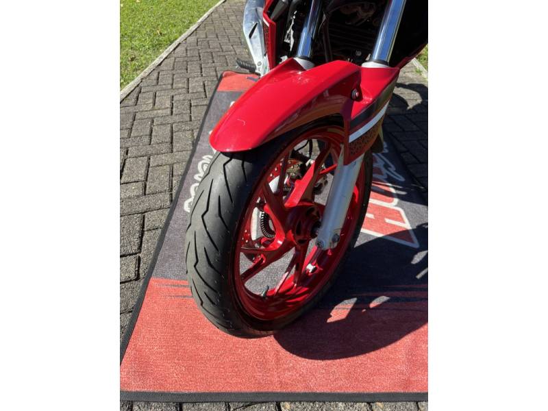 HONDA - CB TWISTER - 2022/2022 - Vermelha - R$ 22.500,00