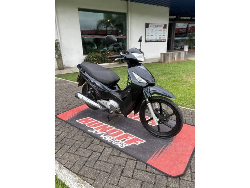 HONDA - BIZ 125 - 2010/2010 - Azul - R$ 9.500,00