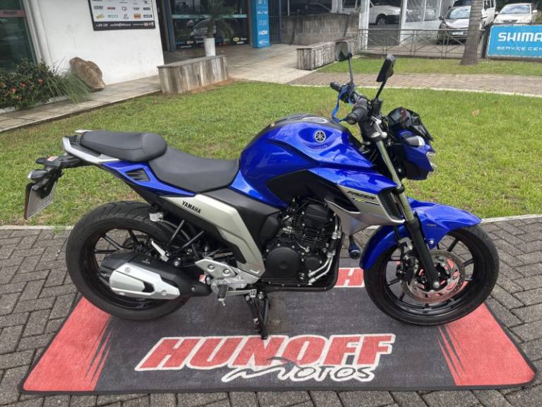 YAMAHA - FAZER - 2020/2020 - Azul - R$ 20.500,00