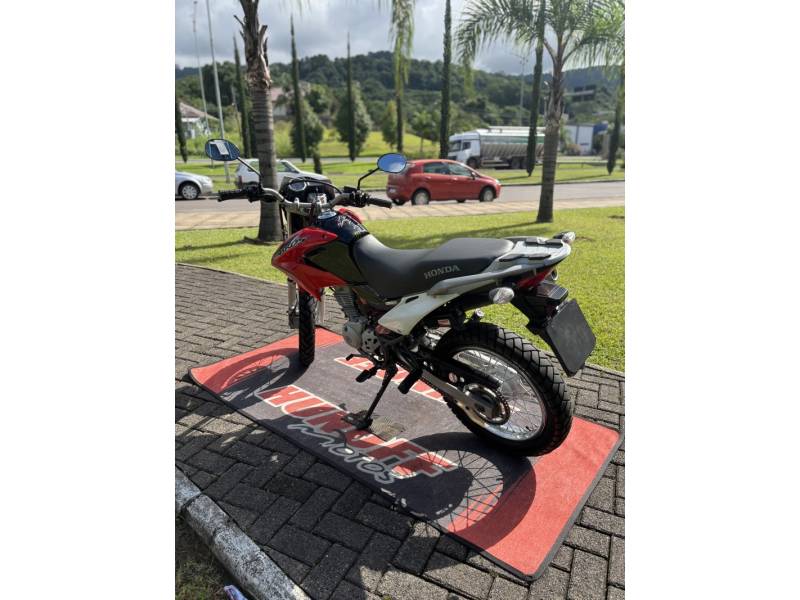 HONDA - NXR 150 - 2014/2014 - Vermelha - R$ 14.500,00