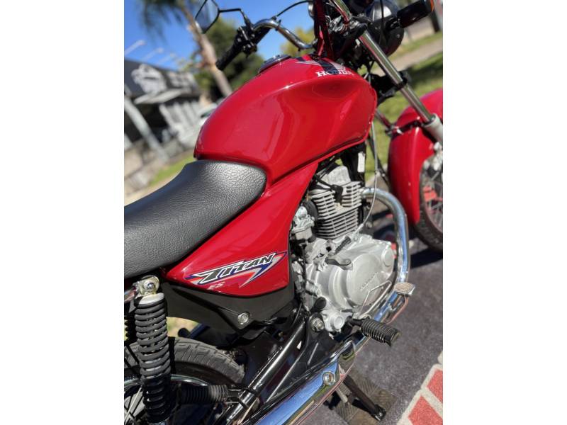 HONDA - CG 150 - 2008/2008 - Vermelha - R$ 9.900,00