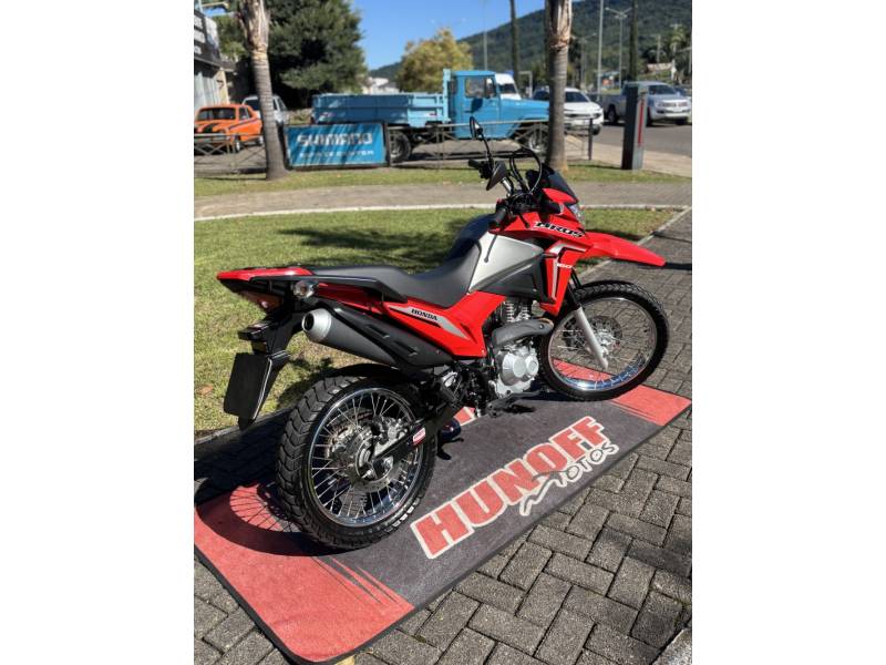 HONDA - NXR 160 - 2023/2023 - Vermelha - R$ 22.900,00