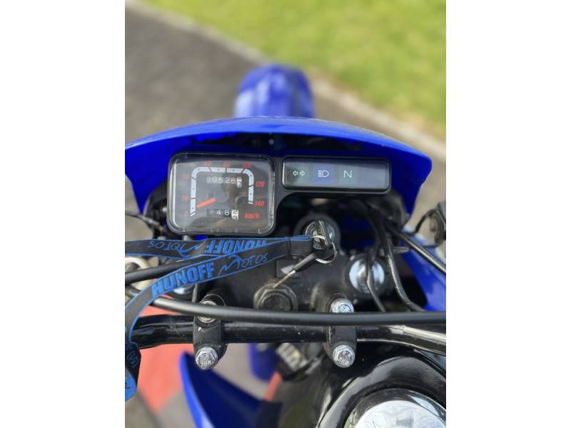 HONDA - NXR 125 - 2004/2005 - Azul - R$ 9.900,00