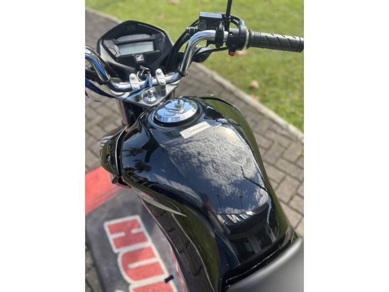 HONDA - CG 150 - 2014/2015 - Preta - R$ 12.500,00