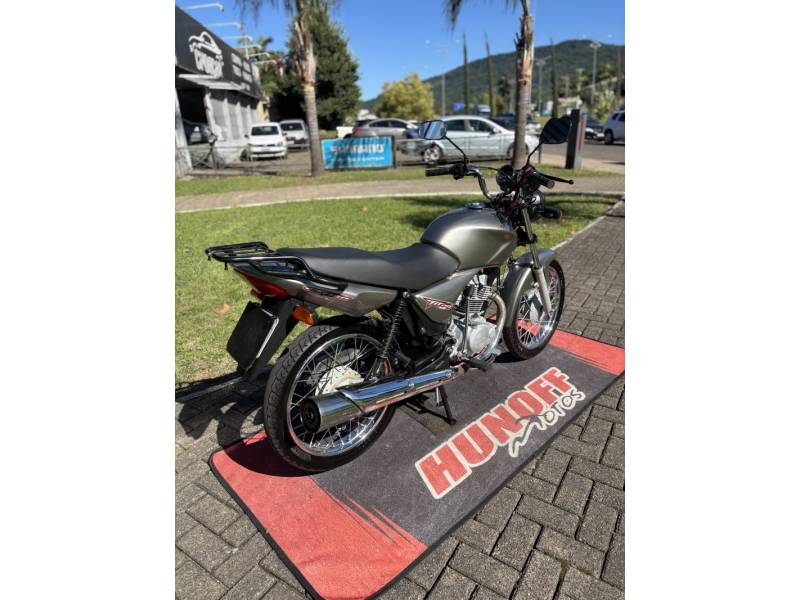 HONDA - CG 150 - 2007/2008 - Cinza - R$ 9.200,00
