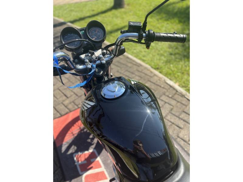 HONDA - CG 150 - 2005/2006 - Preta - R$ 10.900,00