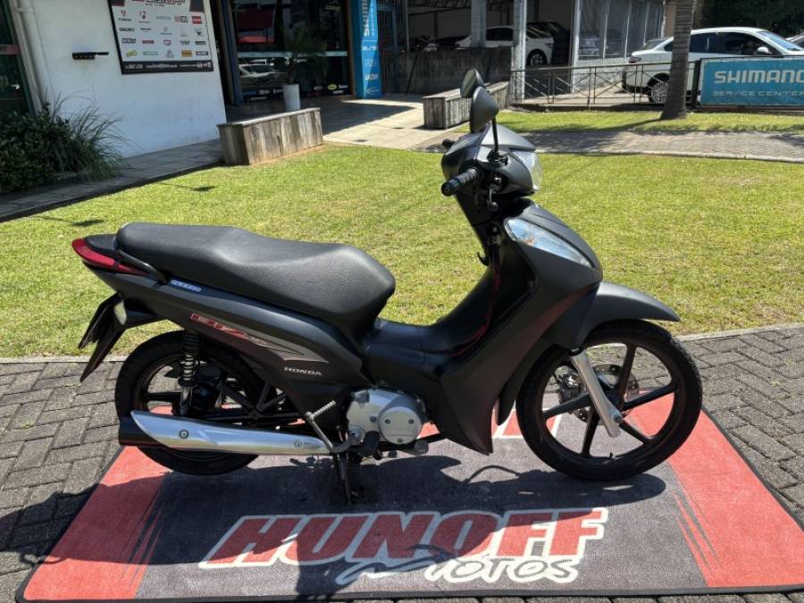 HONDA - BIZ 125 - 2013/2014 - Preta - R$ 12.900,00