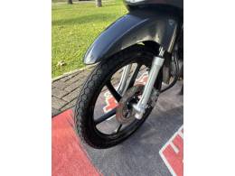 HONDA - BIZ 125 - 2017/2017 - Cinza - R$ 13.900,00