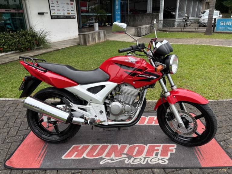 HONDA - CBX 250 TWISTER - 2008/2008 - Vermelha - R$ 11.500,00