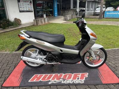 YAMAHA - NEO AT 115 - 2005/2005 - Prata - R$ 6.500,00