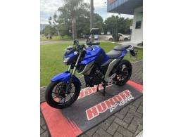 YAMAHA - FAZER - 2020/2020 - Azul - R$ 20.500,00