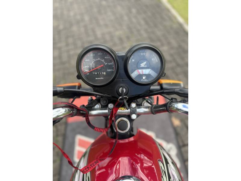 HONDA - CG 125 - 2003/2003 - Vermelha - R$ 7.500,00