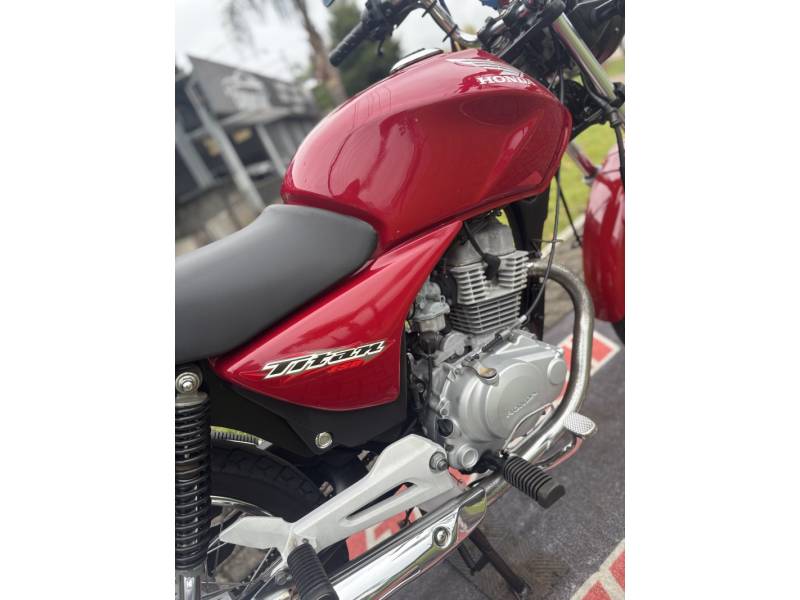 HONDA - CG 150 - 2005/2006 - Vermelha - R$ 10.900,00