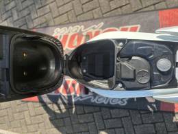 HONDA - BIZ 110I - 2021/2021 - Branca - R$ 12.900,00
