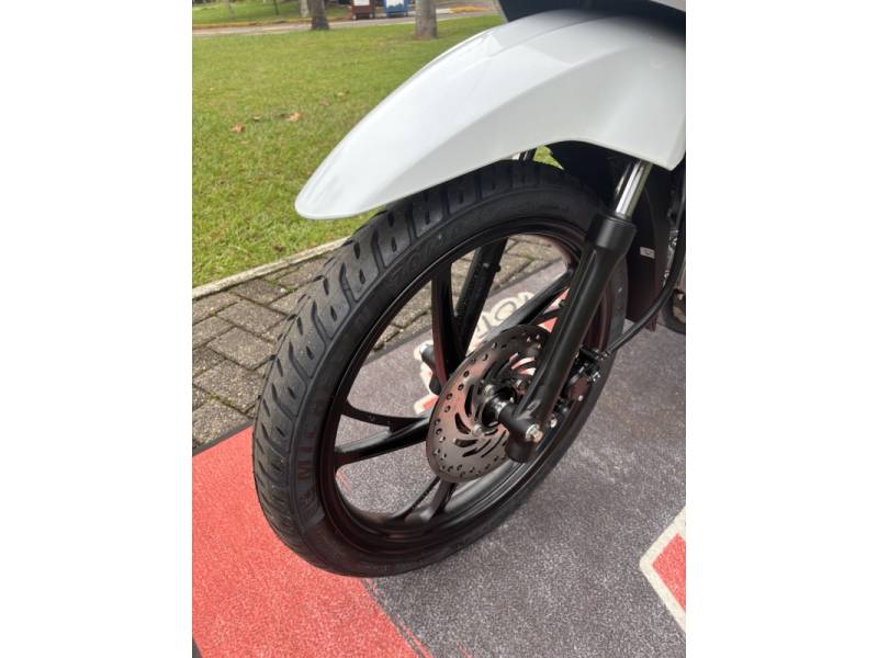 HONDA - BIZ 125 - 2025/2025 - Branca - R$ 20.190,00