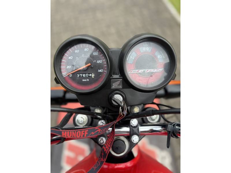 HONDA - CG 125 - 2011/2012 - Vermelha - R$ 8.500,00
