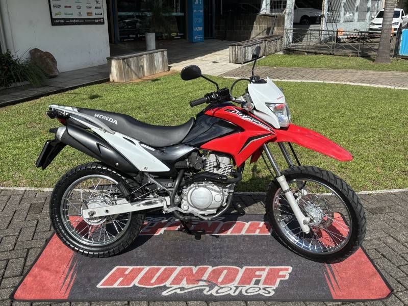 HONDA - NXR 150 - 2014/2014 - Vermelha - R$ 14.500,00