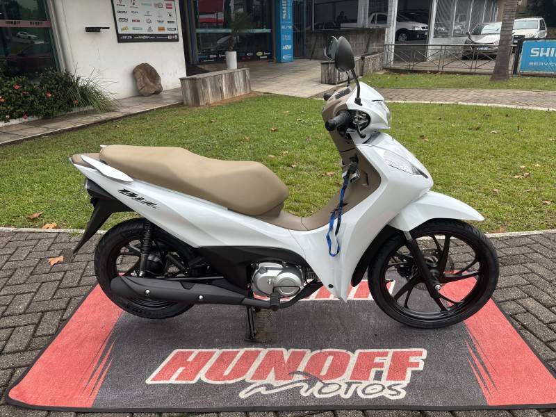 HONDA - BIZ 125 - 2025/2025 - Branca - R$ 20.190,00