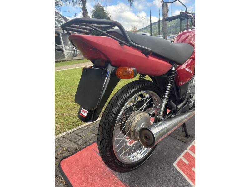 HONDA - CG 125 - 2003/2003 - Vermelha - R$ 7.500,00