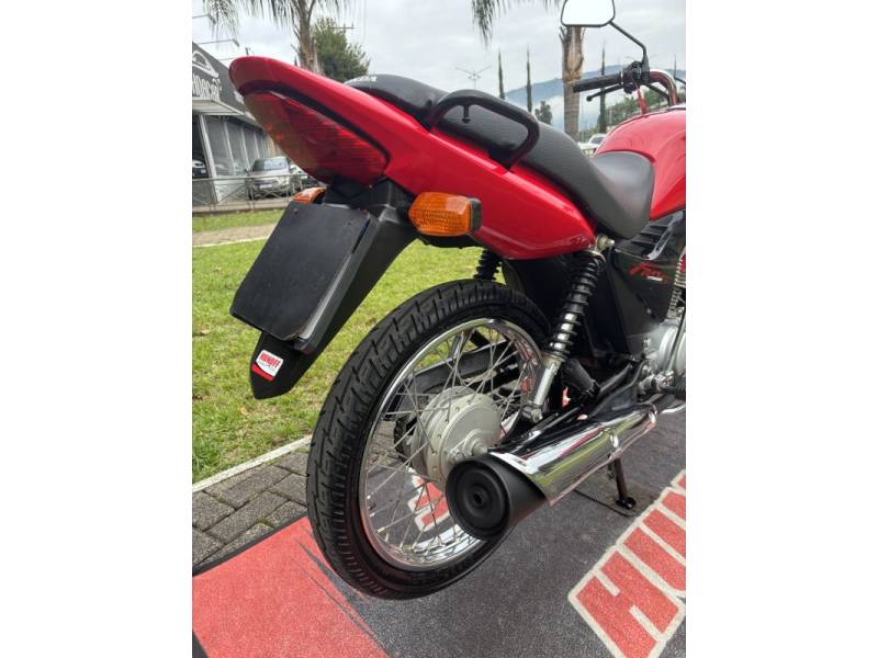 HONDA - CG 125 - 2011/2012 - Vermelha - R$ 8.500,00