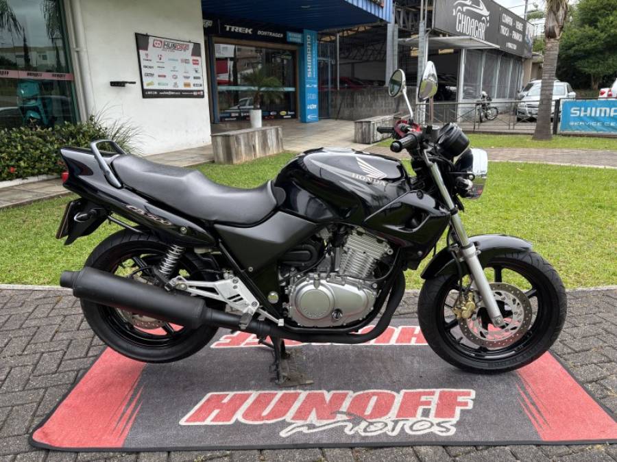 HONDA - CB 500 - 2003/2003 - Preta - R$ 22.500,00