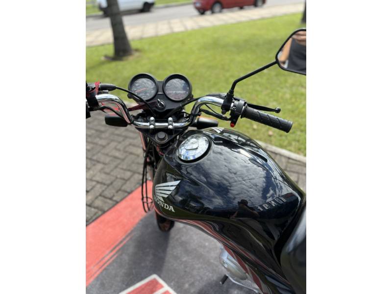 HONDA - CG 125 - 2009/2010 - Preta - R$ 8.500,00